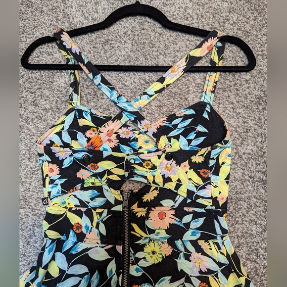 Volcom Mini Skater Dress Floral Large Stretch Fit Flare Cut Out - Picture 4 of 6